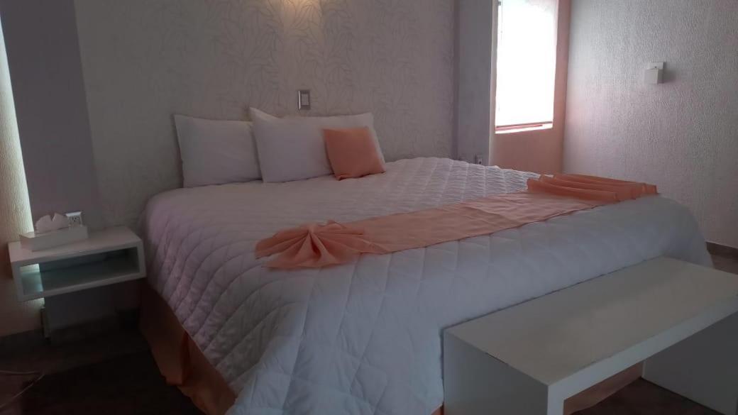 Hotel Medrano Tematicas And Business Rooms Ακουασκαλιέντες Εξωτερικό φωτογραφία