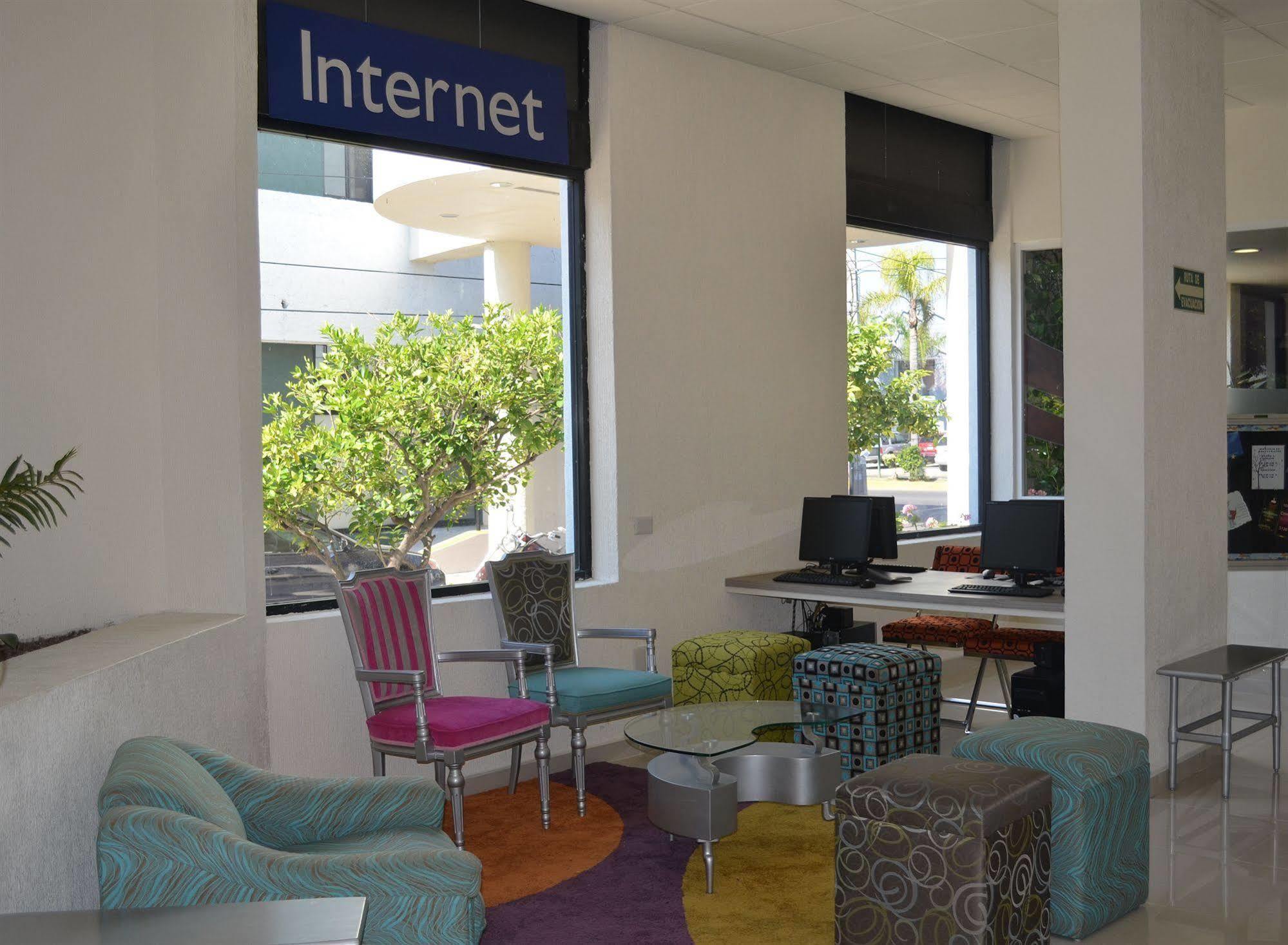 Hotel Medrano Tematicas And Business Rooms Ακουασκαλιέντες Εξωτερικό φωτογραφία