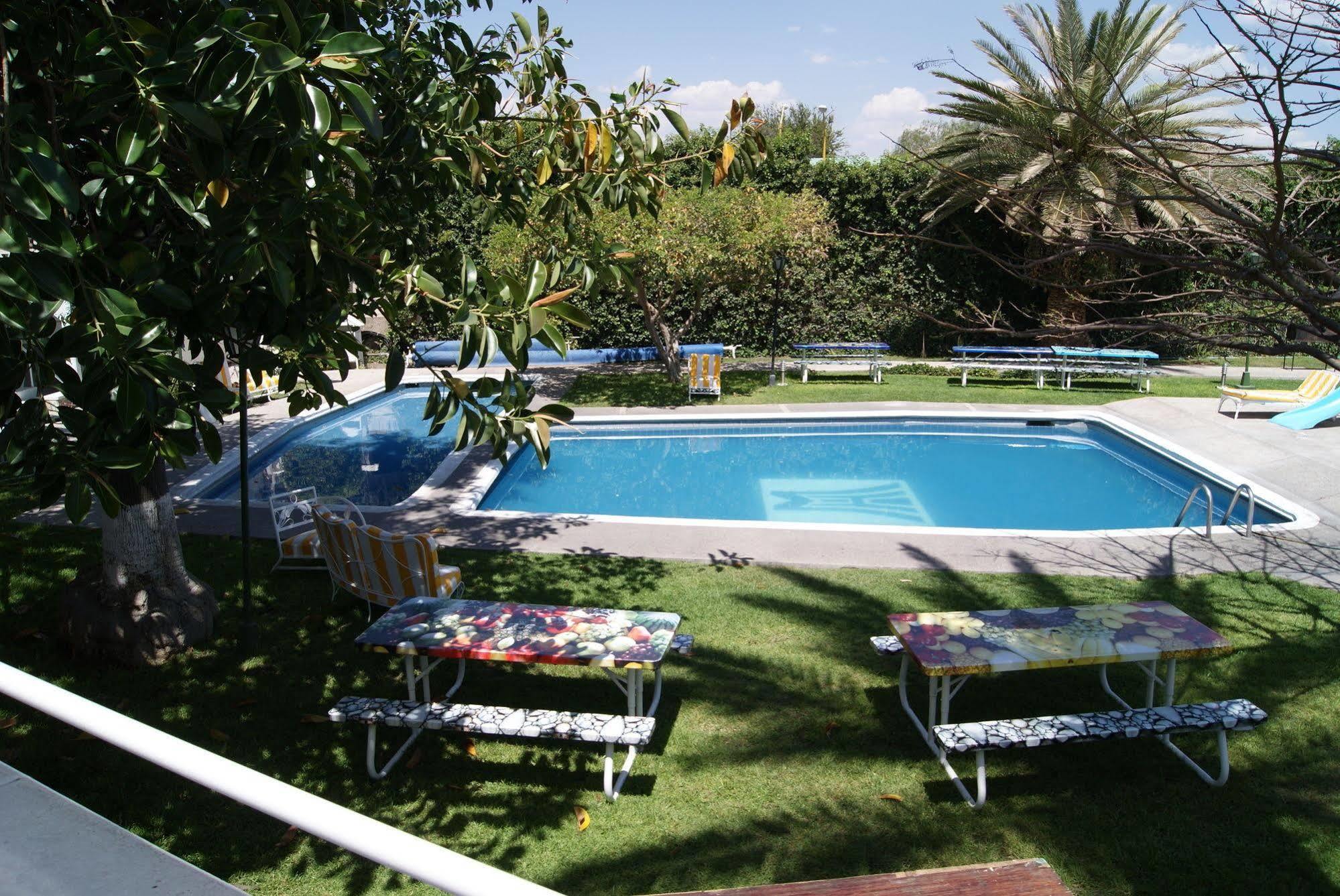 Hotel Medrano Tematicas And Business Rooms Ακουασκαλιέντες Εξωτερικό φωτογραφία